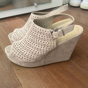 Tan wedges